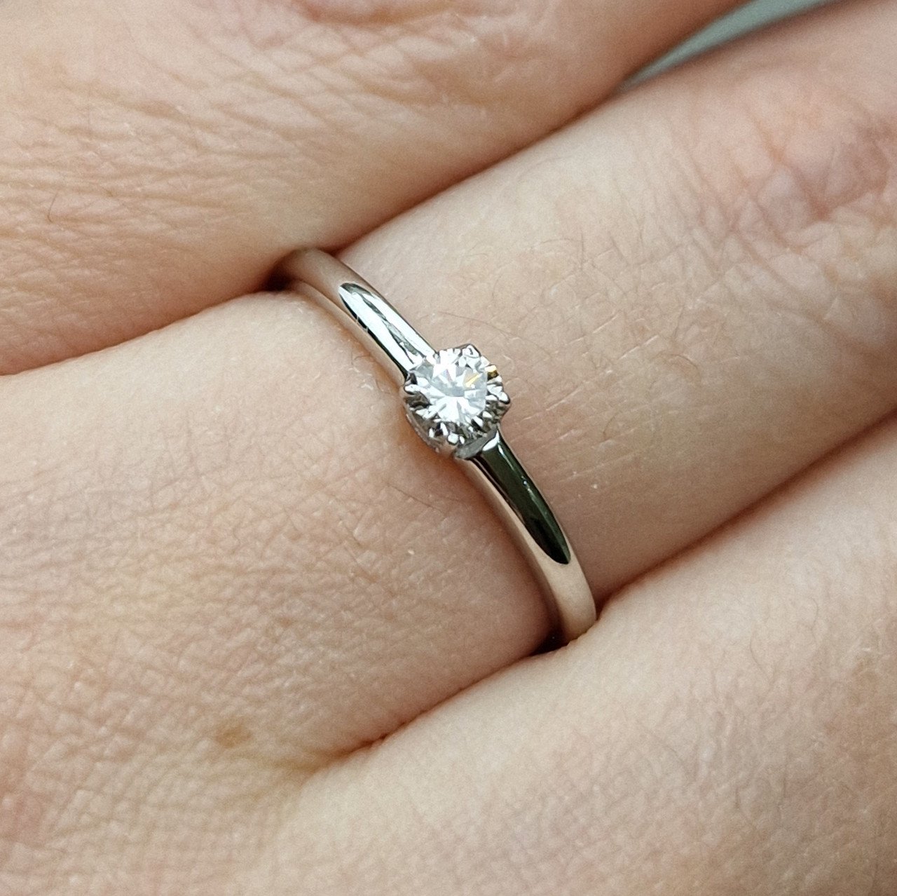 Кольцо Deimantas 98703313 17р 1,35гр 0,17ct. купить,NaN
