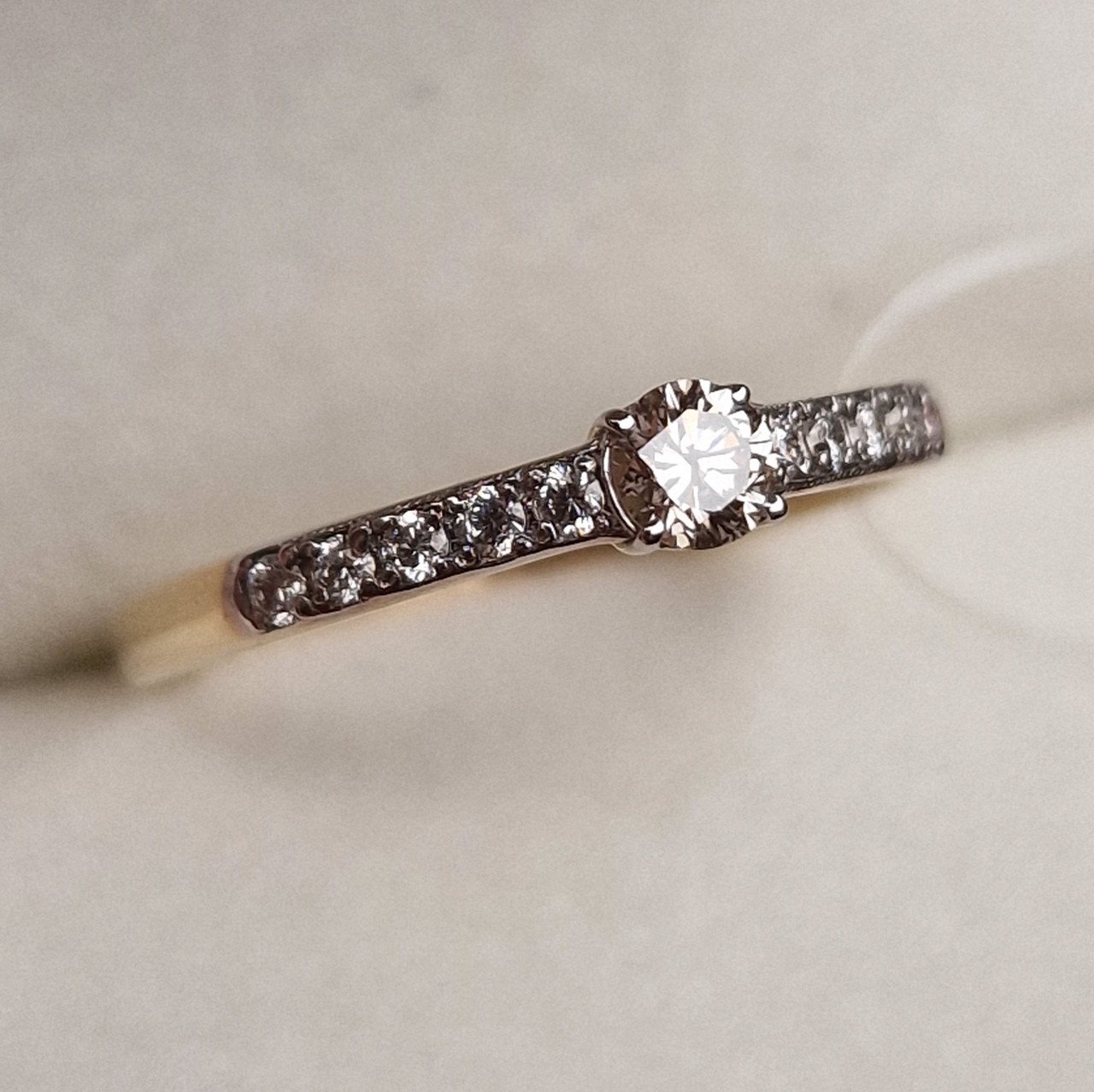 Кольцо Deimantas 98703316 17,5р 1,65гр 0,31ct. купить,NaN