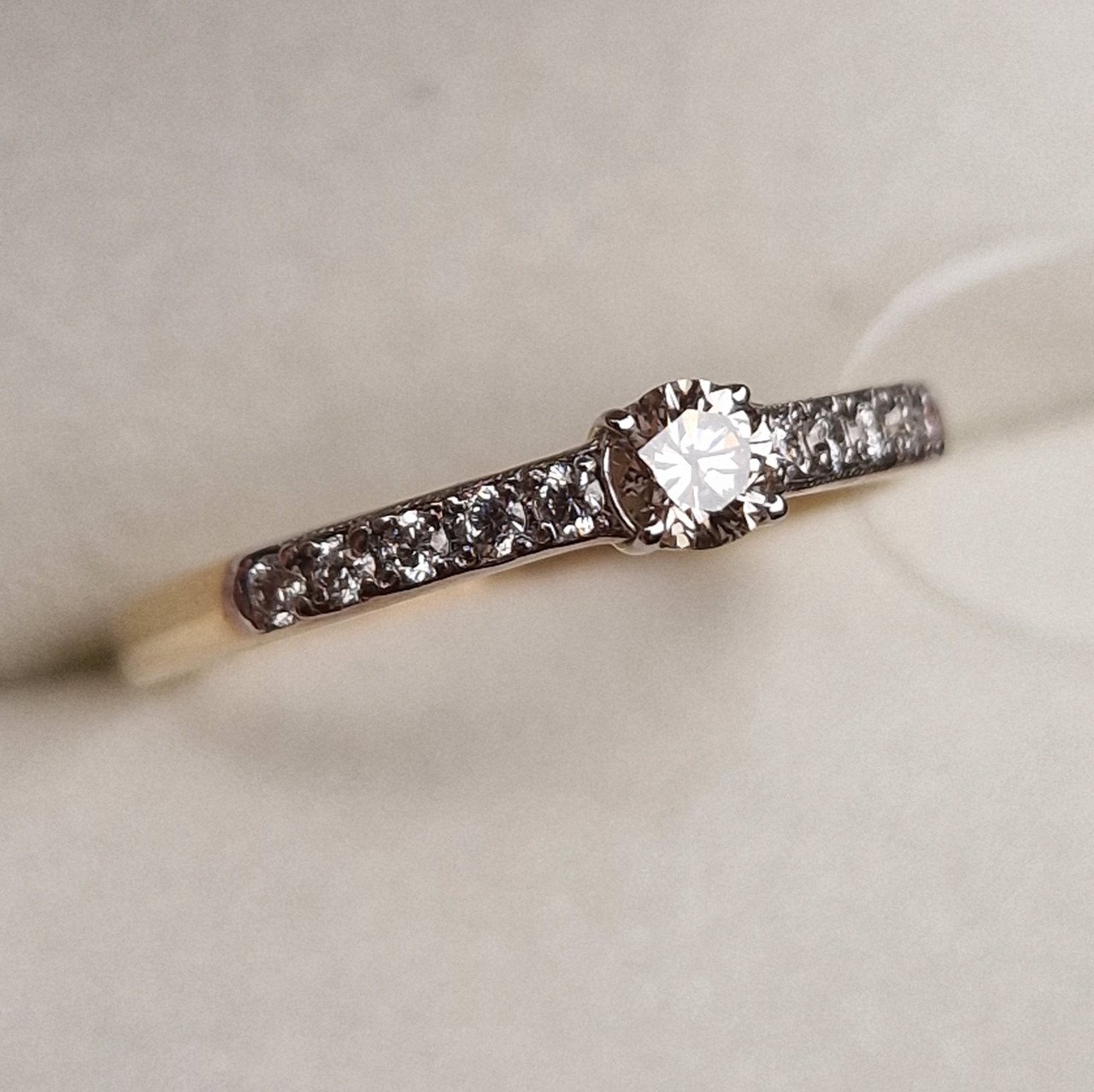 Кольцо Deimantas 98703316 17,5р 1,65гр 0,31ct. купить,NaN