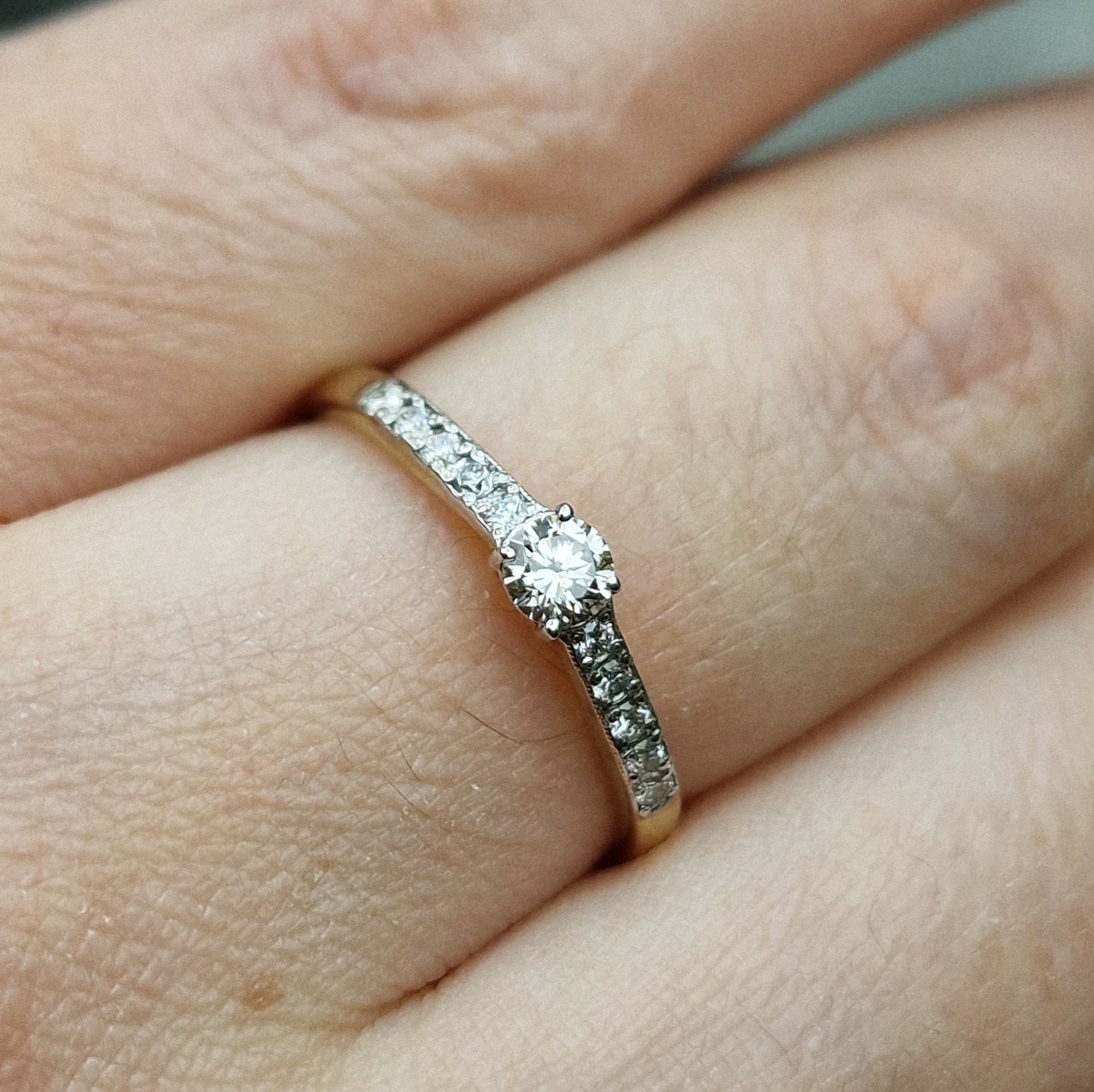 Кольцо Deimantas 98703316 17,5р 1,65гр 0,31ct. купить,NaN