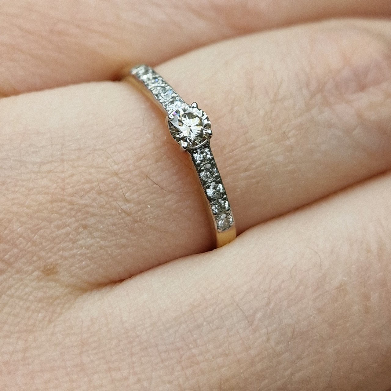 Кольцо Deimantas 98703316 17,5р 1,65гр 0,31ct. купить,NaN
