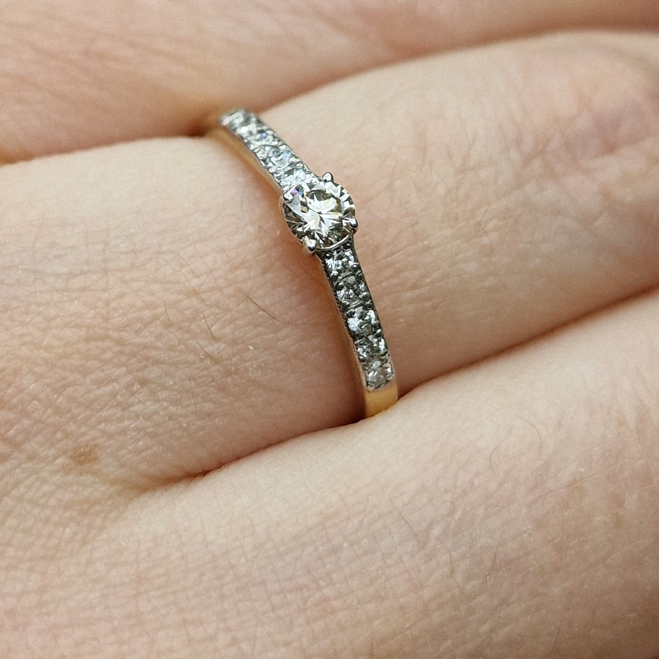 Кольцо Deimantas 98703316 17,5р 1,65гр 0,31ct. купить,NaN