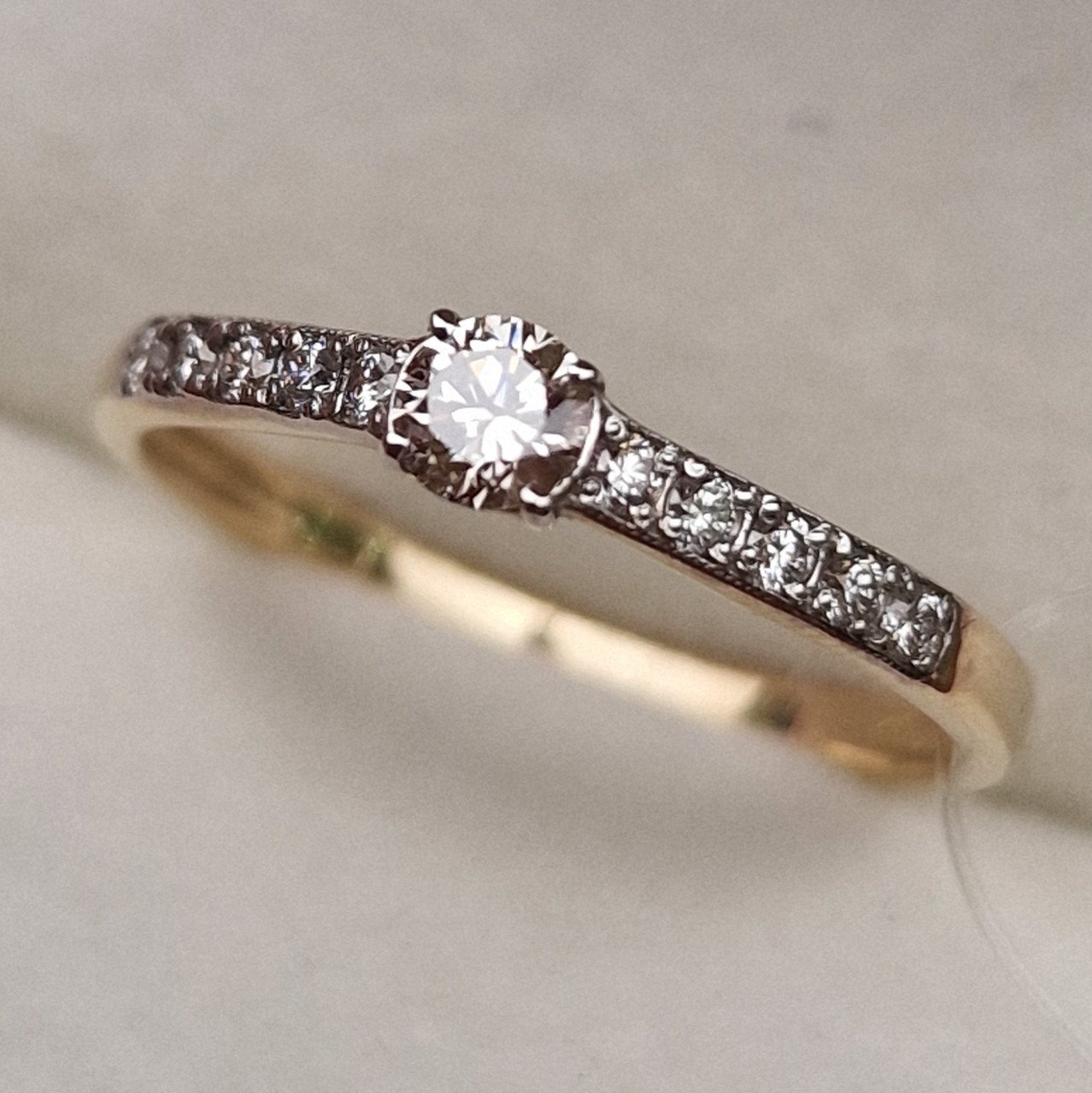 Кольцо Deimantas 98703316 17,5р 1,65гр 0,31ct. купить,NaN