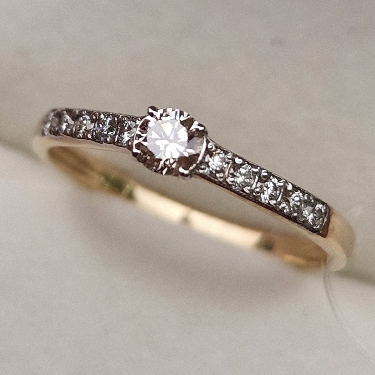 Кольцо Deimantas 98703316 17,5р 1,65гр 0,31ct. купить,NaN