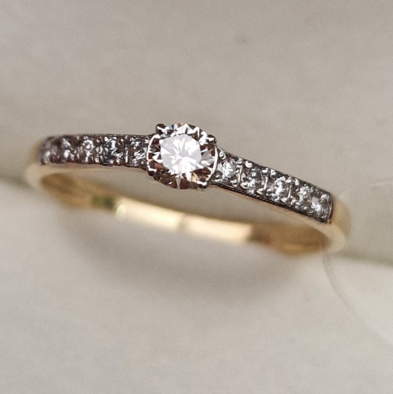 Кольцо Deimantas 98703316 17,5р 1,65гр 0,31ct. купить,NaN