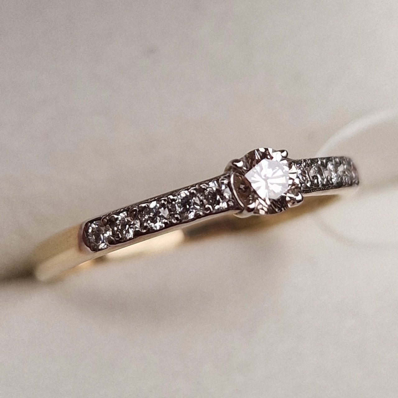 Кольцо Deimantas 98703316 17,5р 1,65гр 0,31ct. купить,NaN