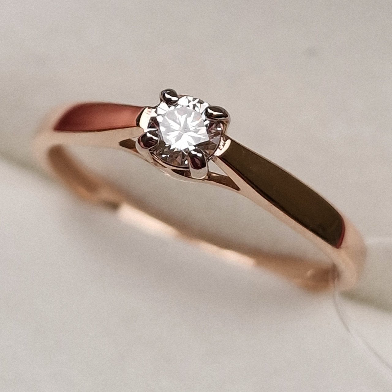 Кольцо Deimantas 98703320 17р 1,39гр 0,17ct. купить,NaN