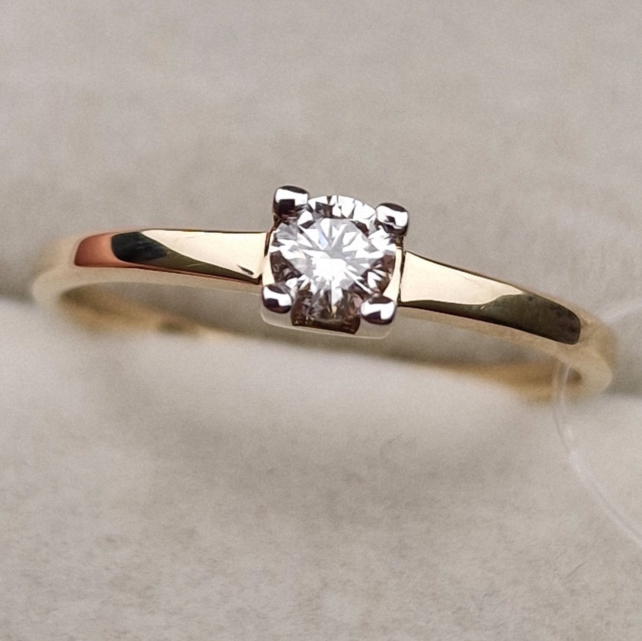 Кольцо Deimantas 98703319 16р 1,33гр 0,16ct. купить,NaN