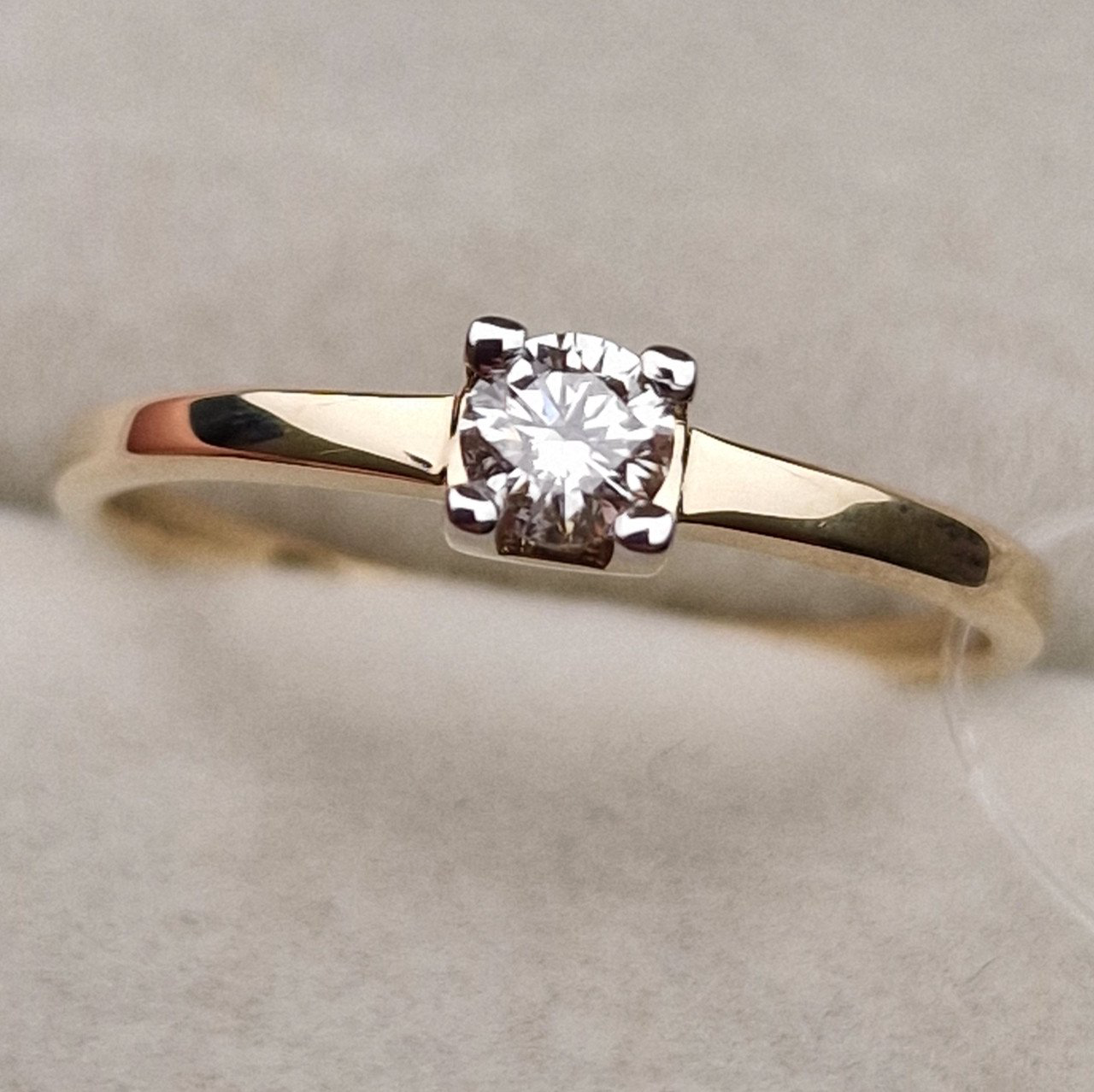 Кольцо Deimantas 98703319 16р 1,33гр 0,16ct. купить,NaN