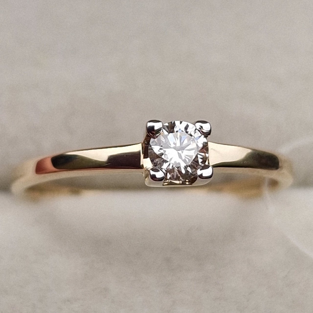 Кольцо Deimantas 98703319 16р 1,33гр 0,16ct. купить,NaN