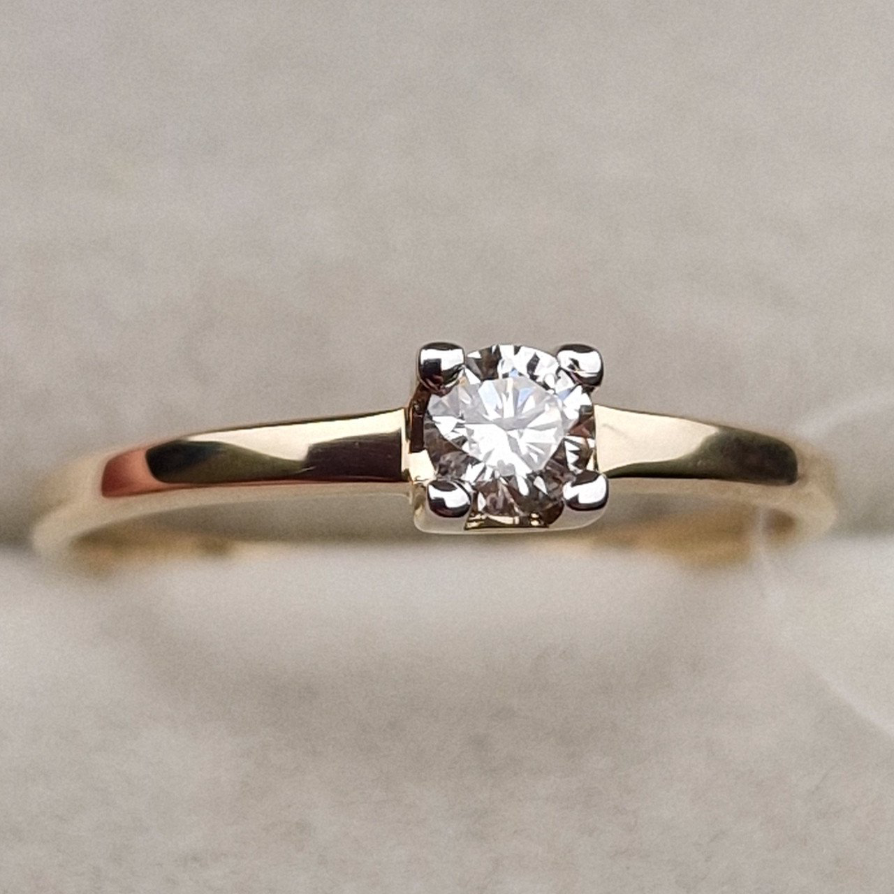 Кольцо Deimantas 98703319 16р 1,33гр 0,16ct. купить,NaN