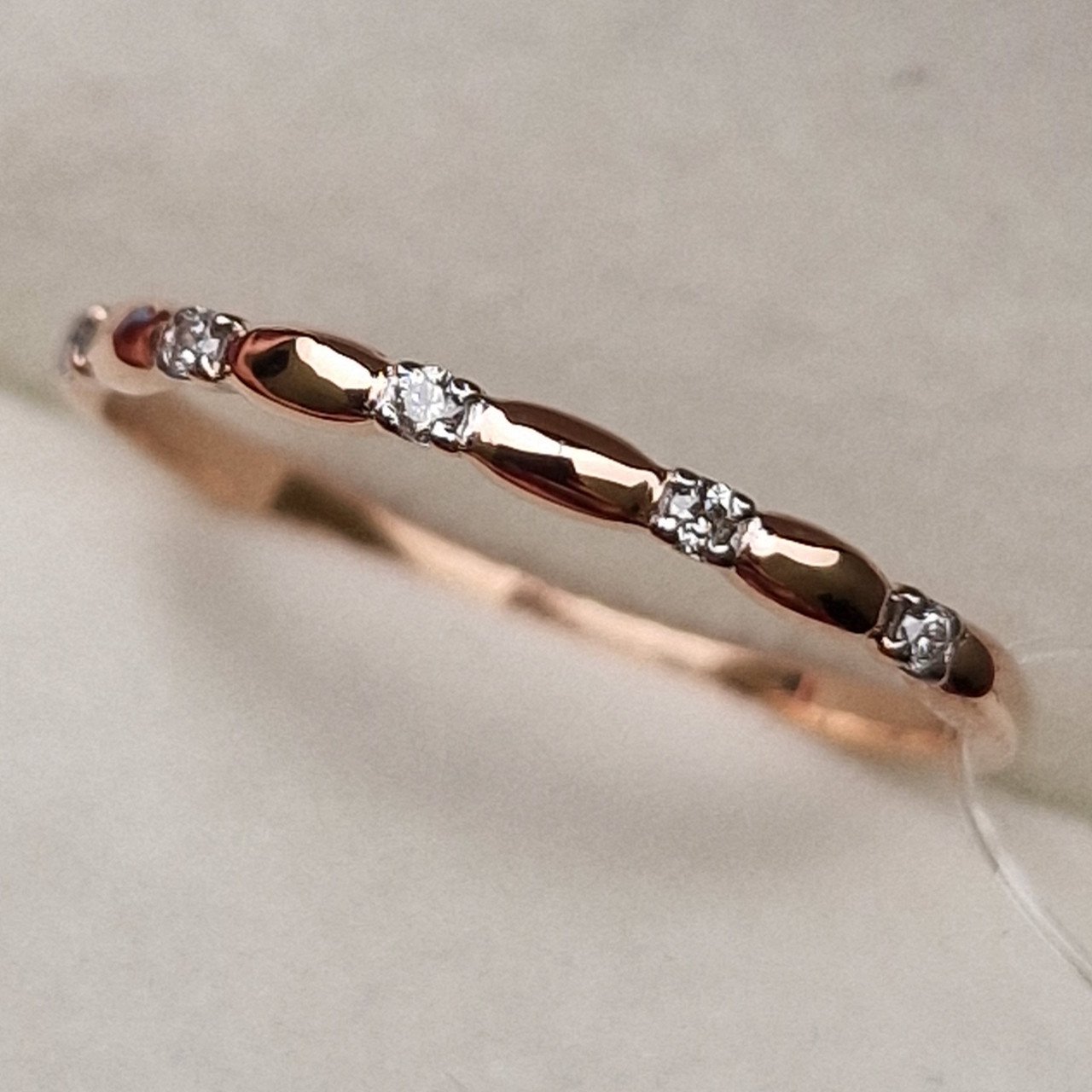 Кольцо Deimantas 98703325 17р 0,94гр 0,041ct. купить,NaN