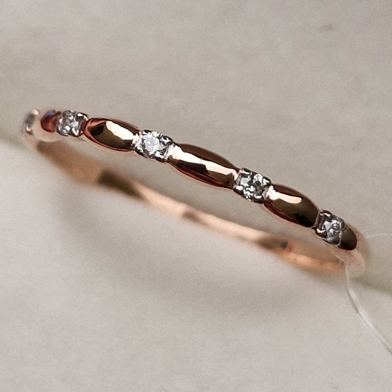 Кольцо Deimantas 98703325 17р 0,94гр 0,041ct. купить,NaN