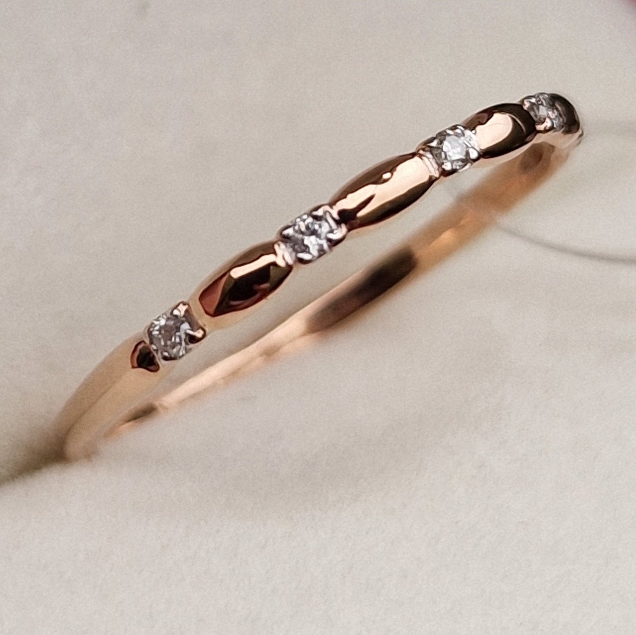 Кольцо Deimantas 98703325 17р 0,94гр 0,041ct. купить,NaN
