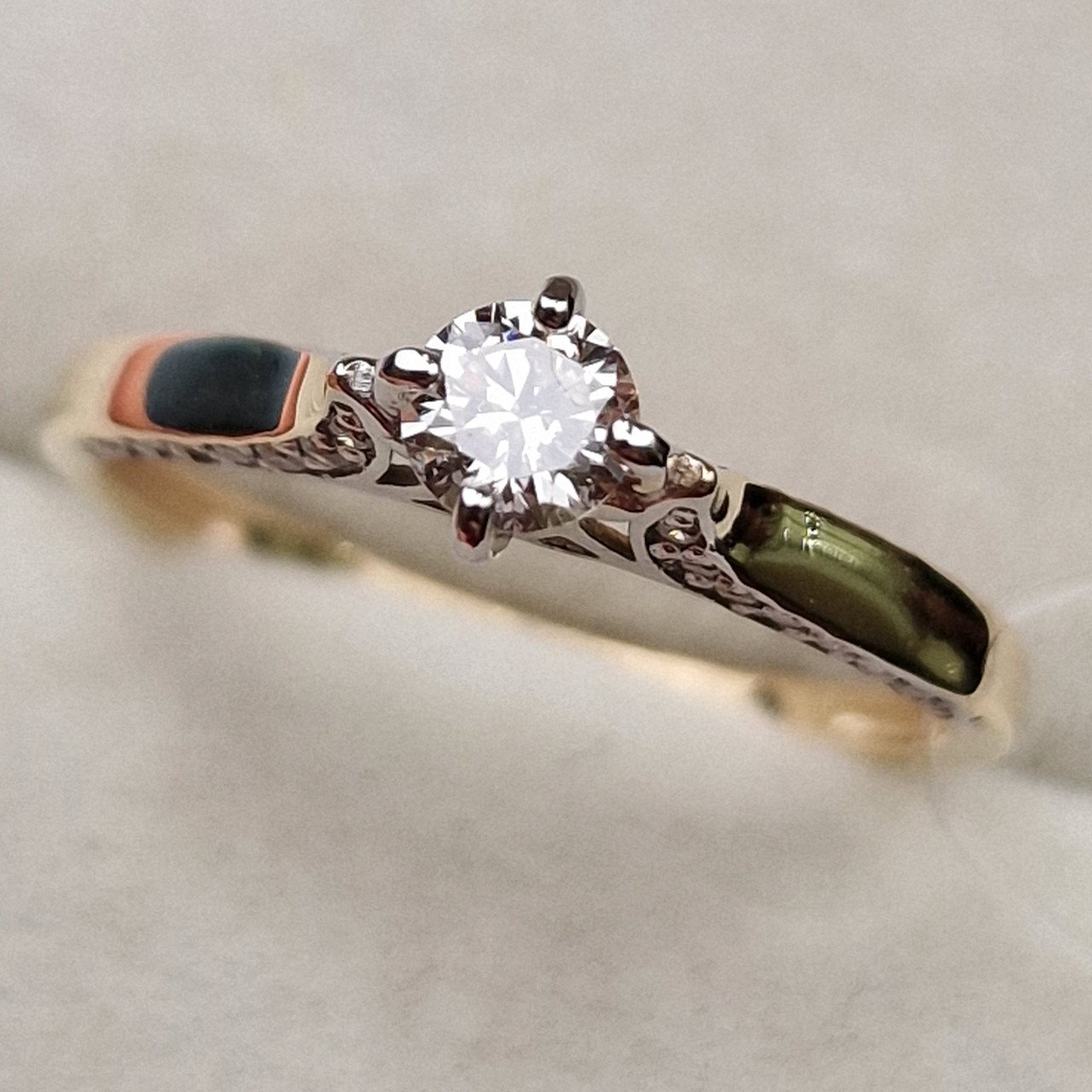 Кольцо Deimantas 98703328 17р 1,55гр 0,38ct. купить,NaN