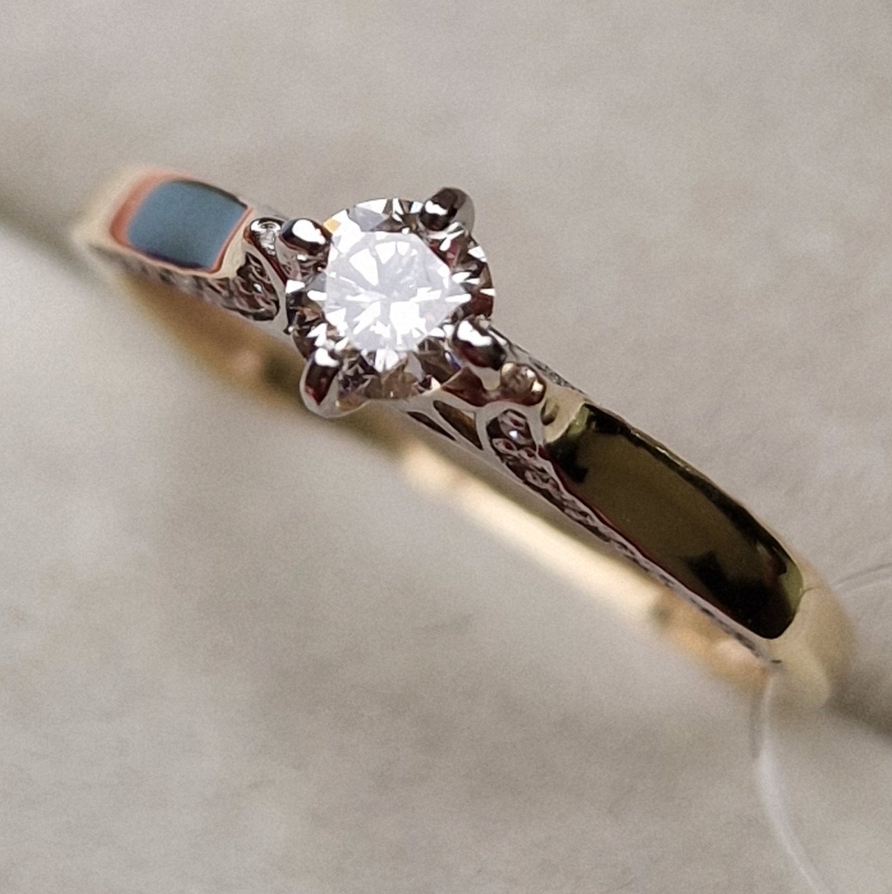 Кольцо Deimantas 98703328 17р 1,55гр 0,38ct. купить,NaN
