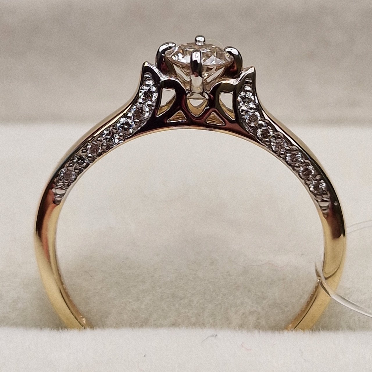 Кольцо Deimantas 98703328 17р 1,55гр 0,38ct. купить,NaN