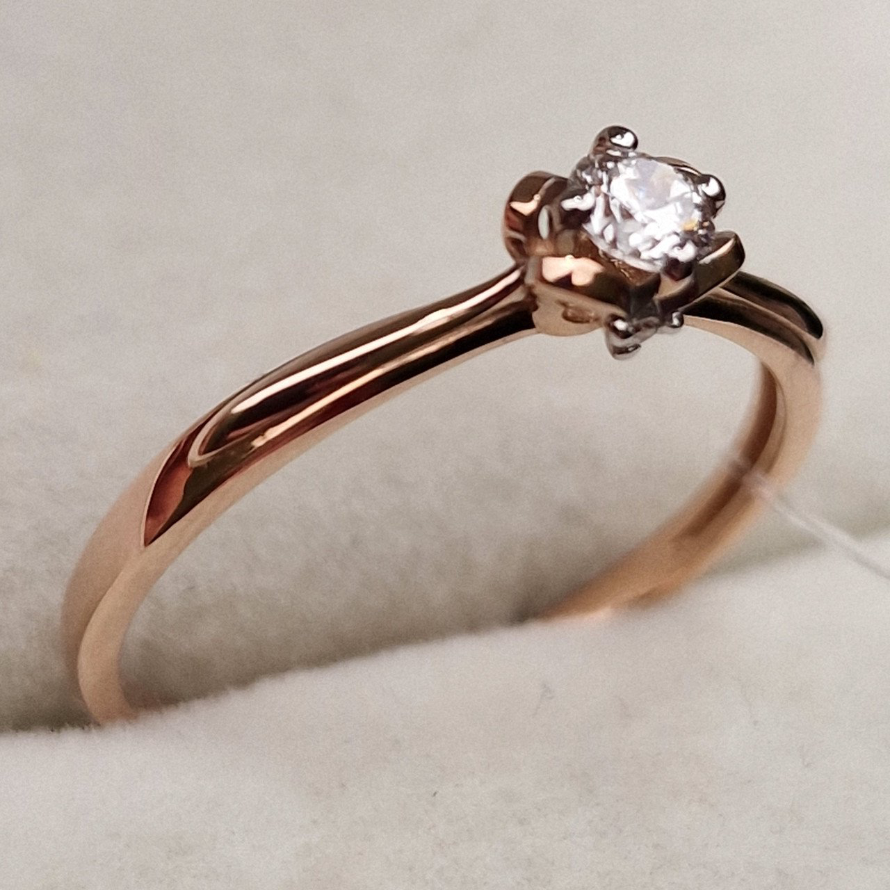 Кольцо Deimantas 98703350 18р 1,43гр 0,19ct. купить,NaN