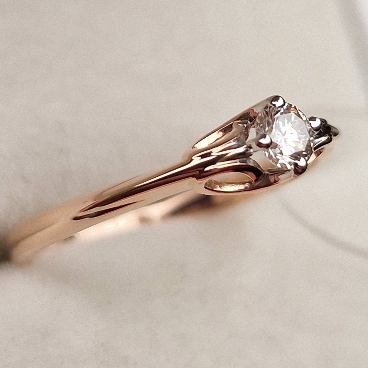 Кольцо Deimantas 98703351 17р 1,5гр 0,17ct. купить,NaN