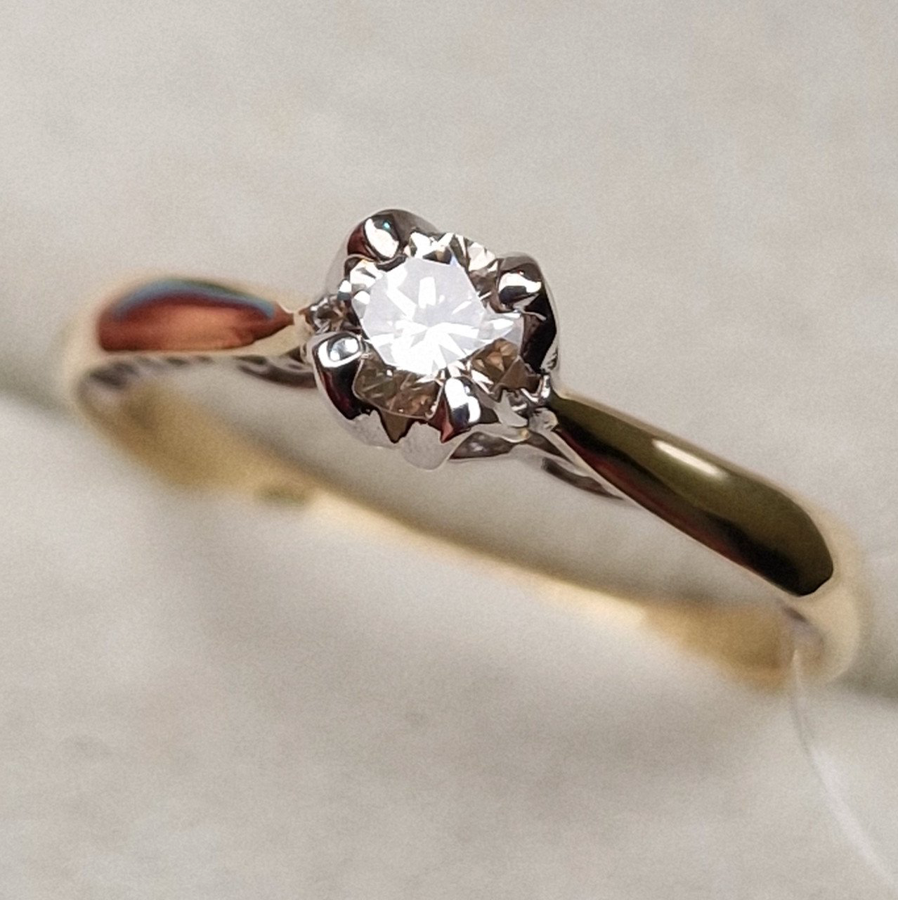 Кольцо Deimantas 98703354 17р 2,05гр 0,24ct. купить,NaN