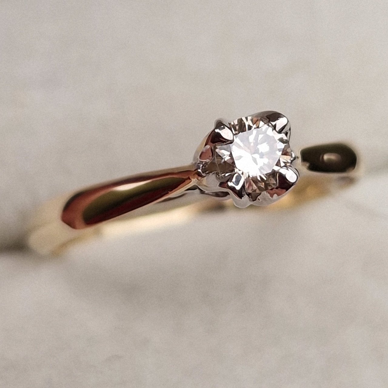 Кольцо Deimantas 98703354 17р 2,05гр 0,24ct. купить,NaN