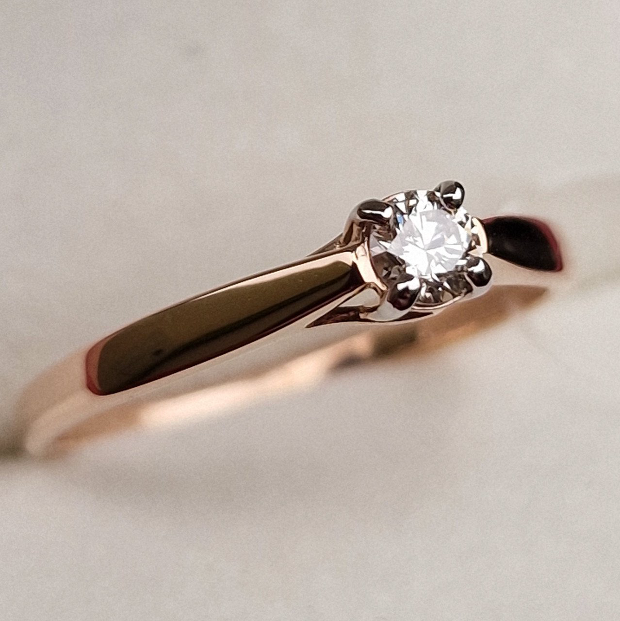 Кольцо Deimantas 98703352 17,5р 1,543гр 0,17ct. купить,NaN