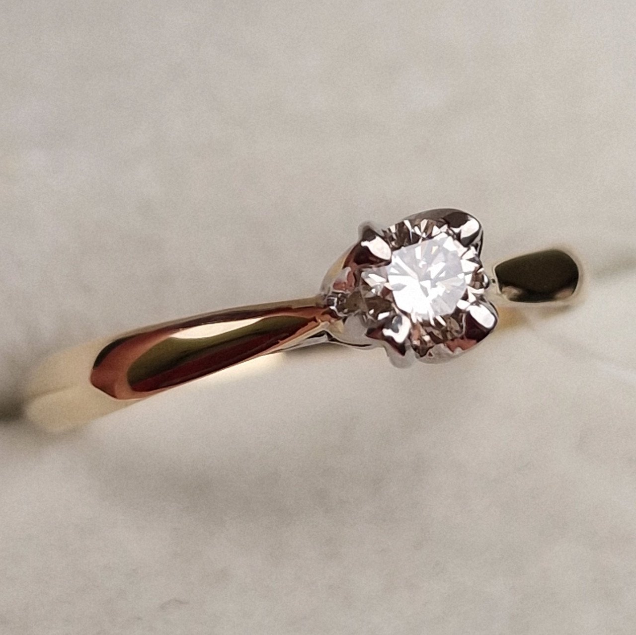 Кольцо Deimantas 98703354 17р 2,05гр 0,24ct. купить,NaN