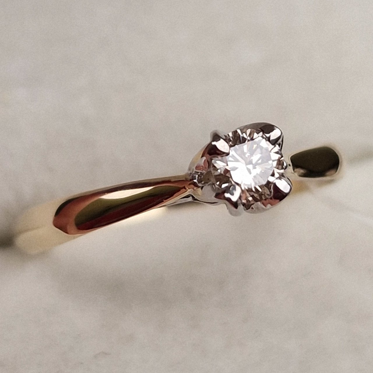 Кольцо Deimantas 98703354 17р 2,05гр 0,24ct. купить,NaN