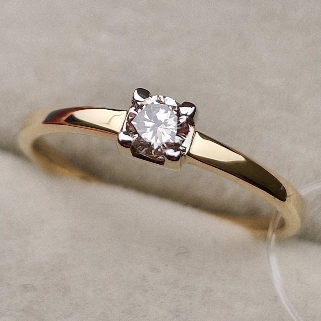 Кольцо Deimantas 98703358 16,5р 1,31гр 0,16ct. купить,NaN