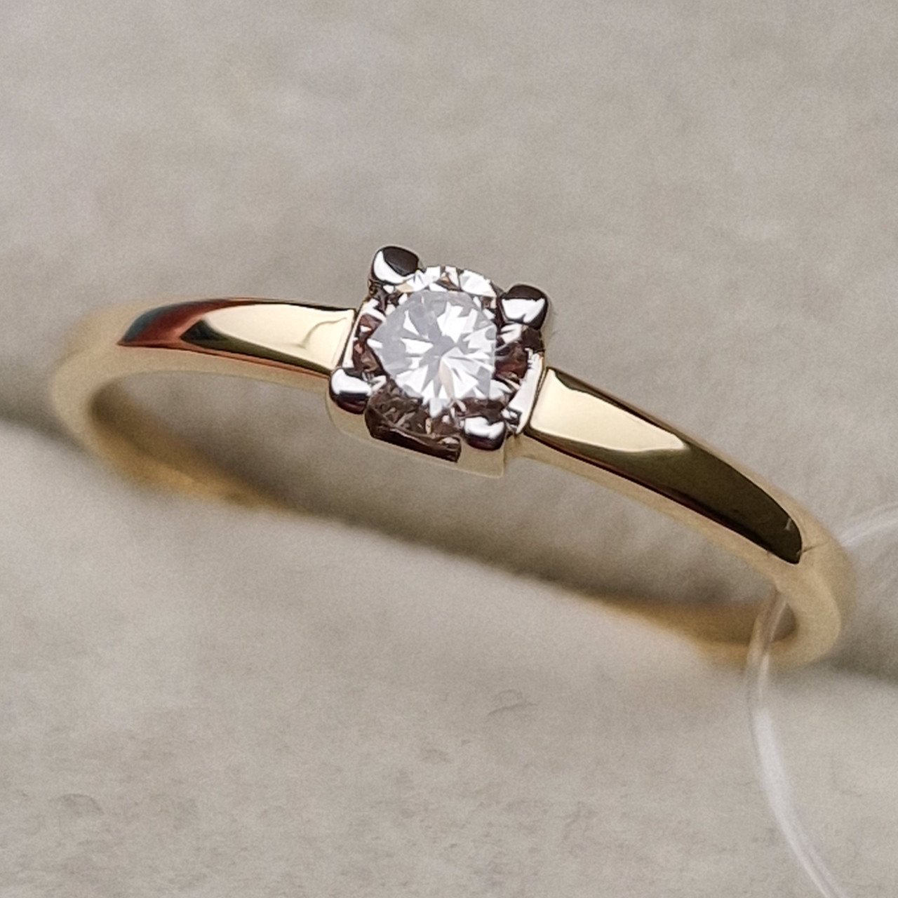 Кольцо Deimantas 98703358 16,5р 1,31гр 0,16ct. купить,NaN