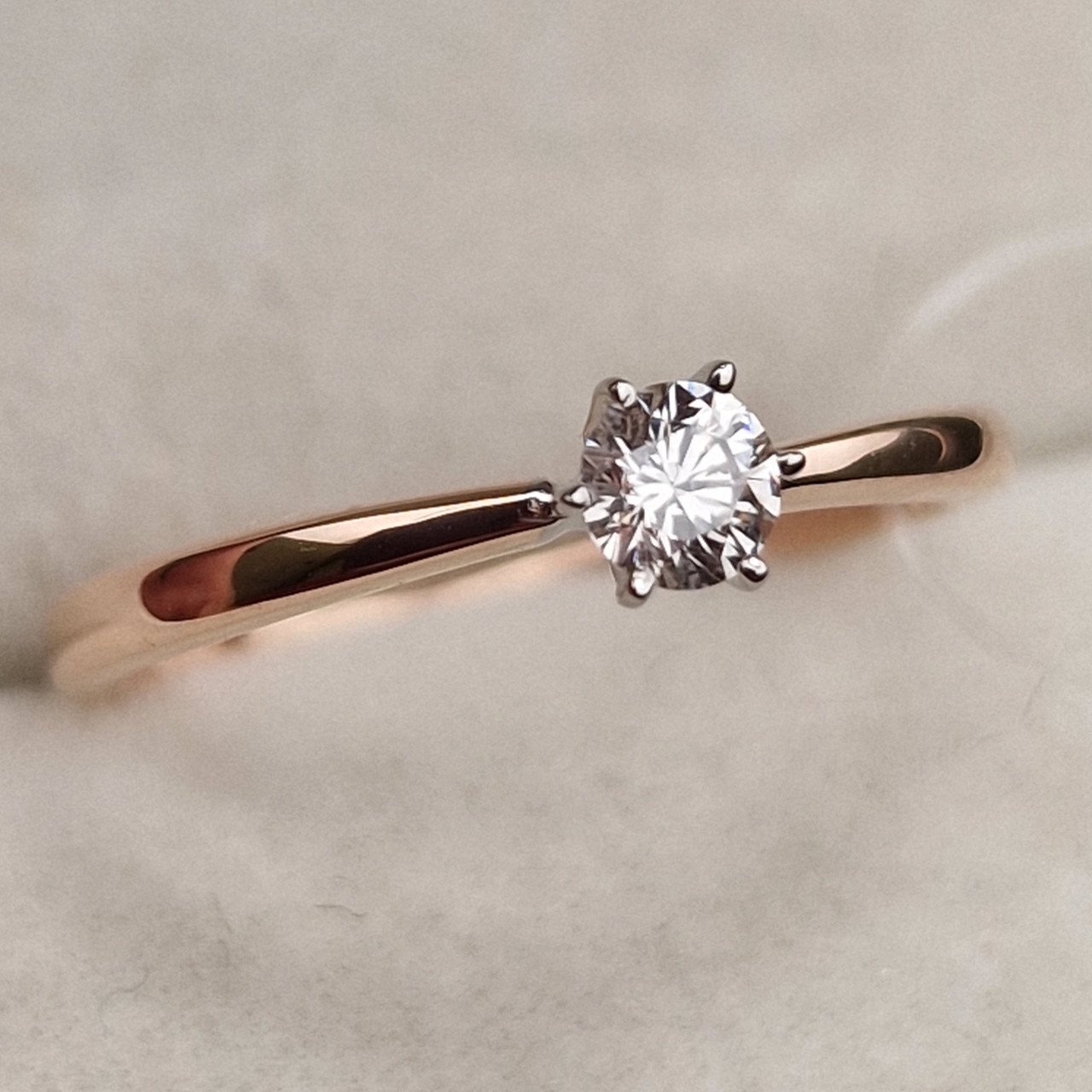 Кольцо Deimantas 98703357 16,5р 1,24гр 0,18ct. купить,NaN