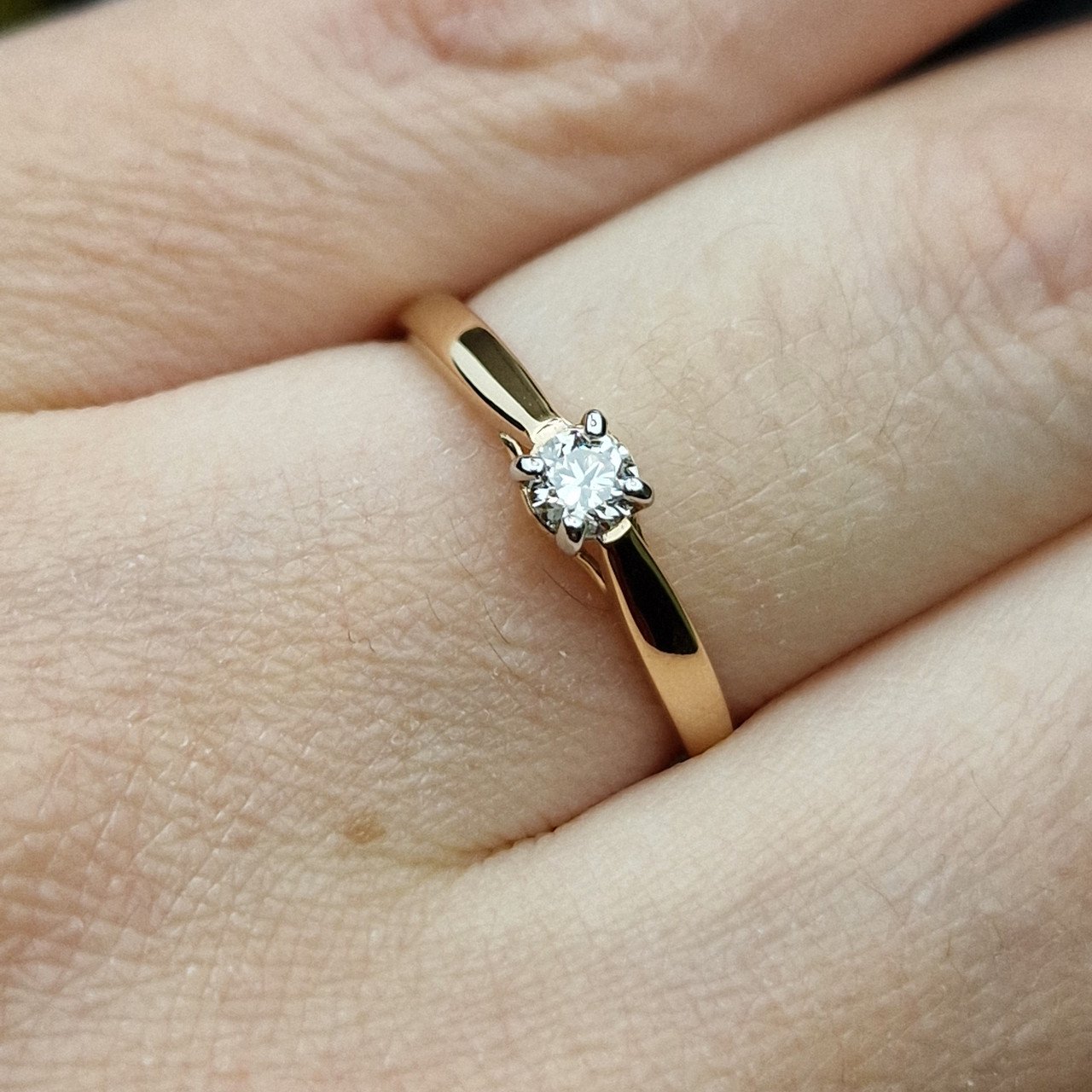 Кольцо Deimantas 98703352 17,5р 1,543гр 0,17ct. купить,NaN