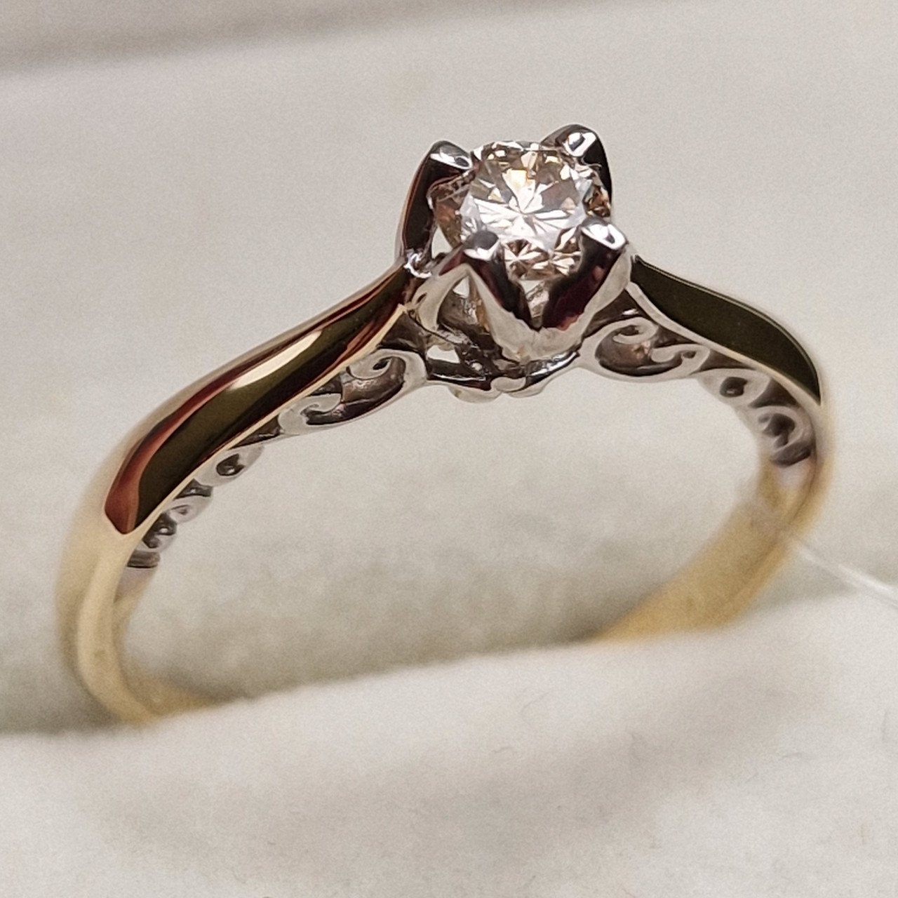 Кольцо Deimantas 98703354 17р 2,05гр 0,24ct. купить,NaN