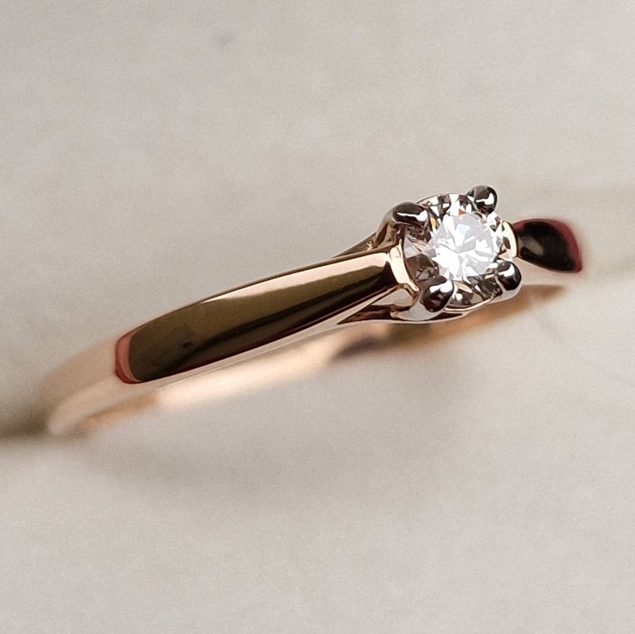 Кольцо Deimantas 98703352 17,5р 1,543гр 0,17ct. купить,NaN