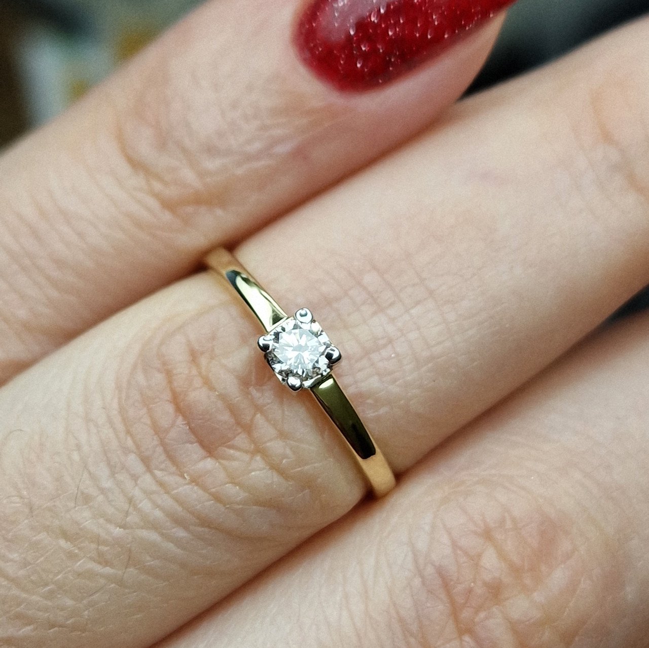 Кольцо Deimantas 98703358 16,5р 1,31гр 0,16ct. купить,NaN