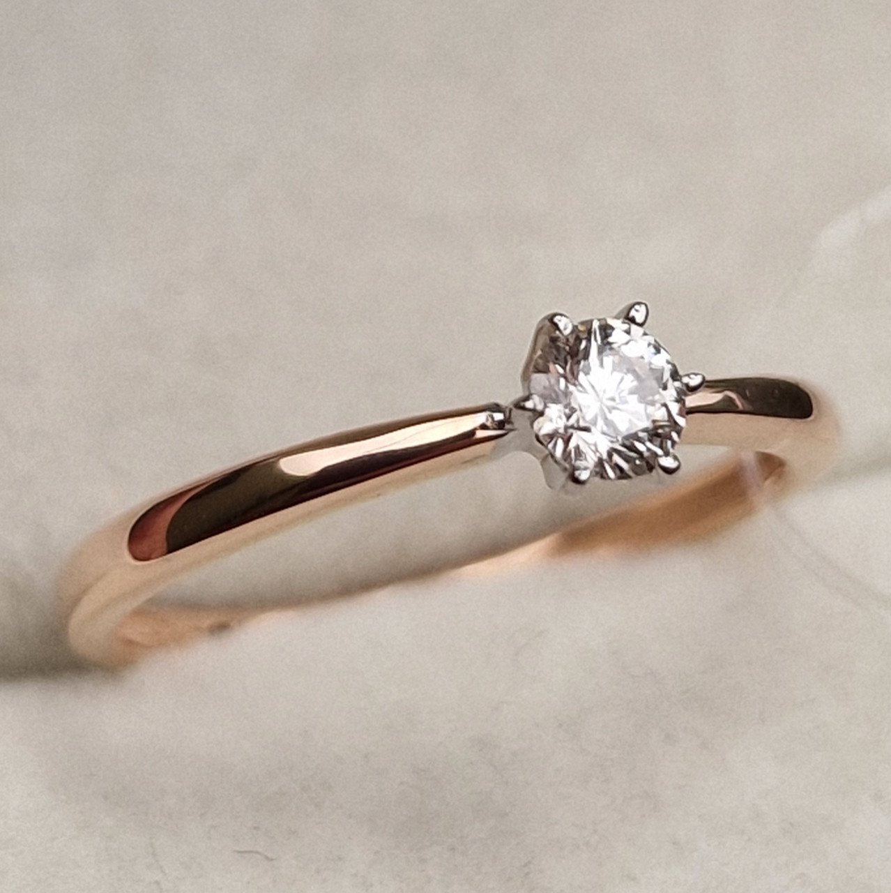 Кольцо Deimantas 98703357 16,5р 1,24гр 0,18ct. купить,NaN