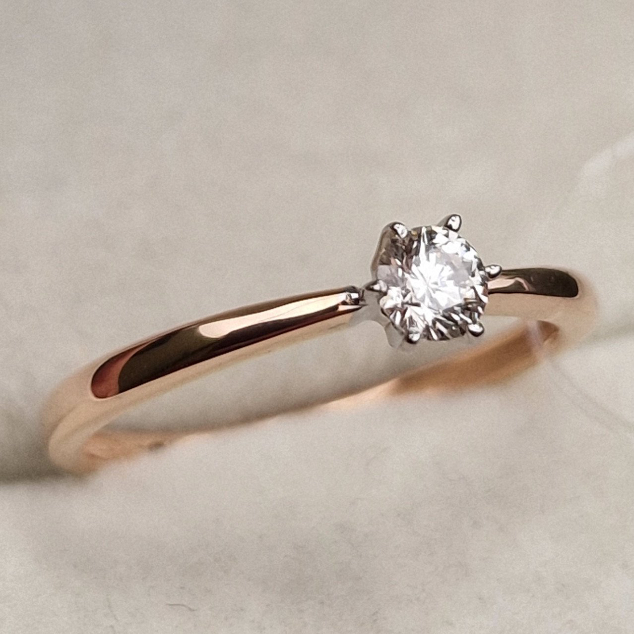 Кольцо Deimantas 98703357 16,5р 1,24гр 0,18ct. купить,NaN