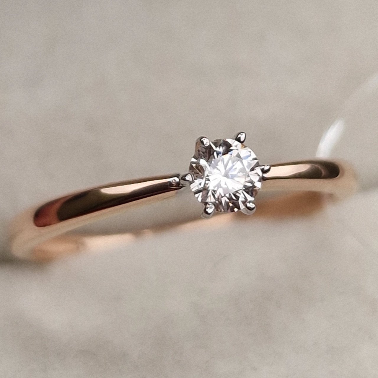 Кольцо Deimantas 98703357 16,5р 1,24гр 0,18ct. купить,NaN