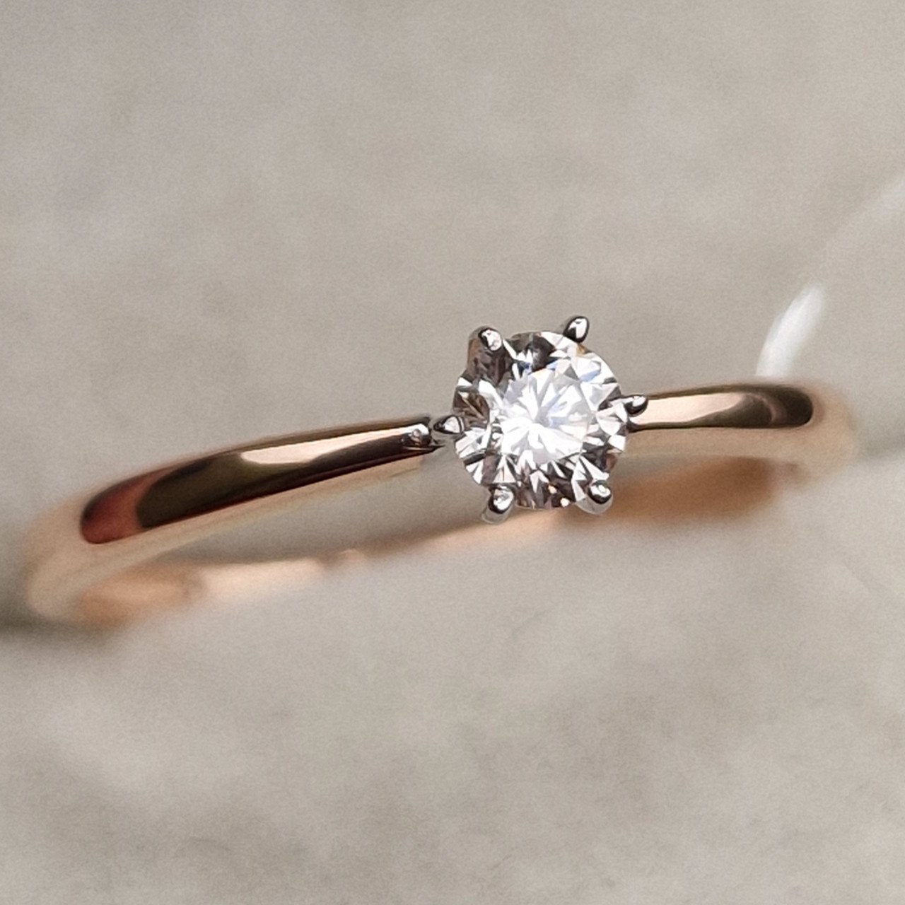 Кольцо Deimantas 98703357 16,5р 1,24гр 0,18ct. купить,NaN