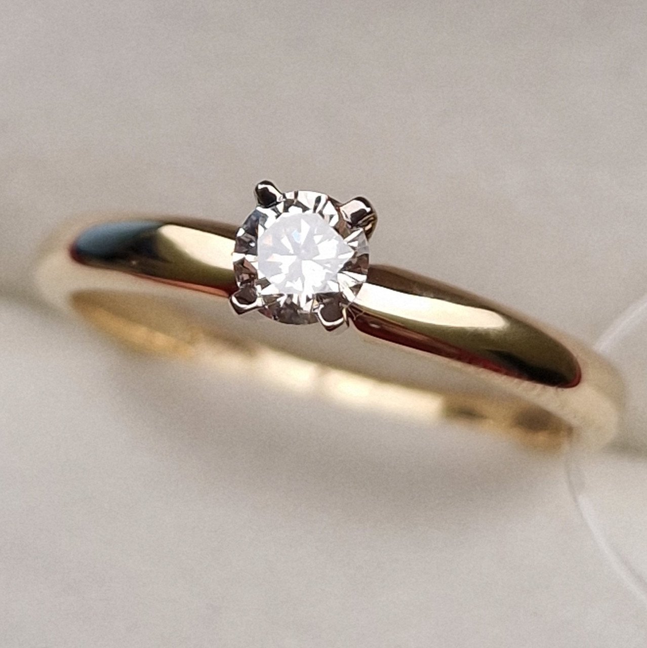 Кольцо Deimantas 98703364 17р 2,17гр 0,26ct. купить,NaN