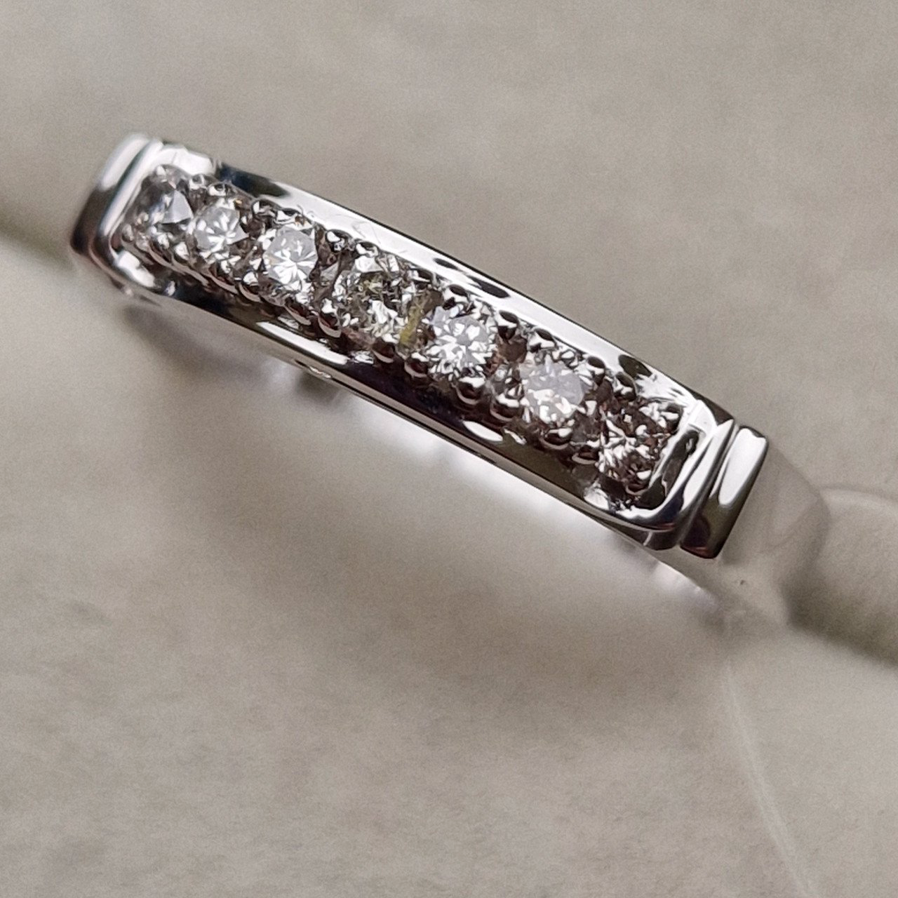 Кольца Deimantas 98703361 16,5р 2,45гр 0,21ct. купить,NaN