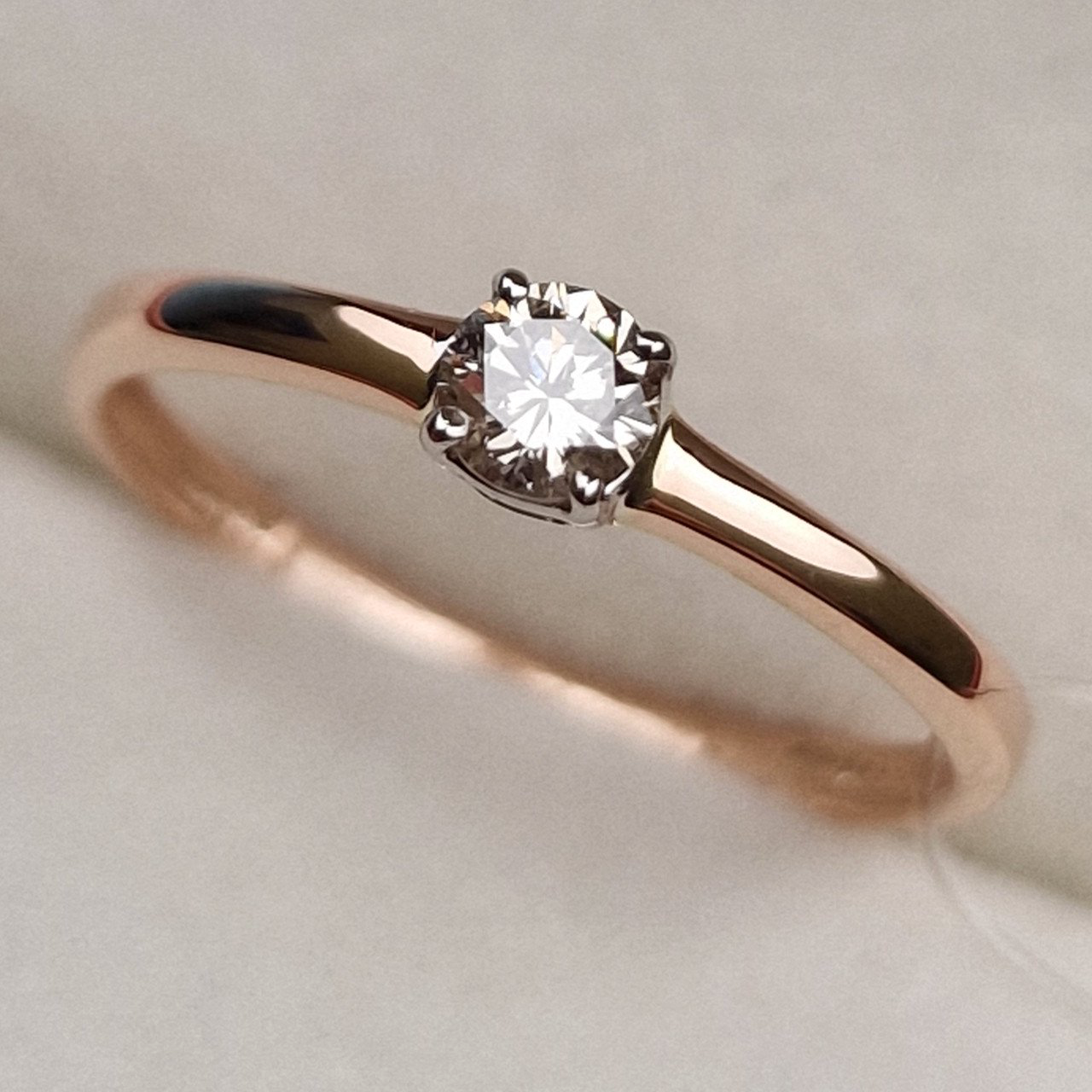 Кольцо Deimantas 98703360 16р 1,08гр 0,17ct. купить,NaN