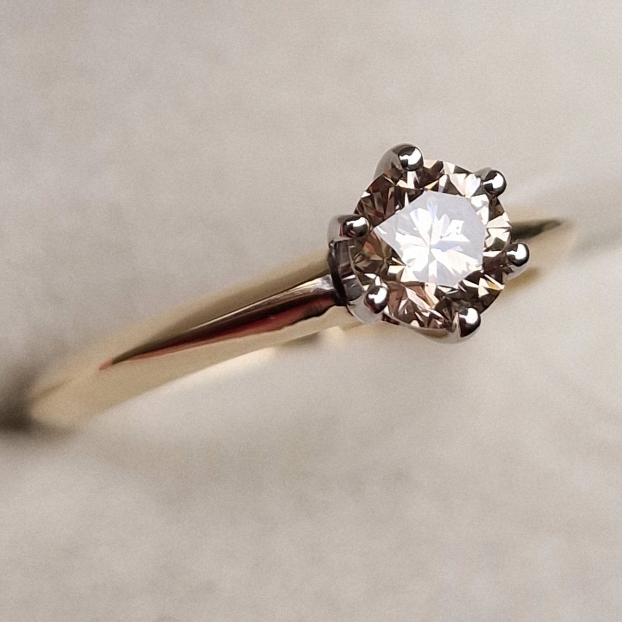 Кольцо Deimantas 98703363 17,5р 2,48гр 0,60ct. купить,NaN