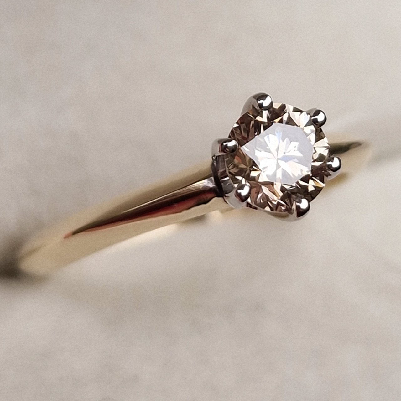 Кольцо Deimantas 98703363 17,5р 2,48гр 0,60ct. купить,NaN
