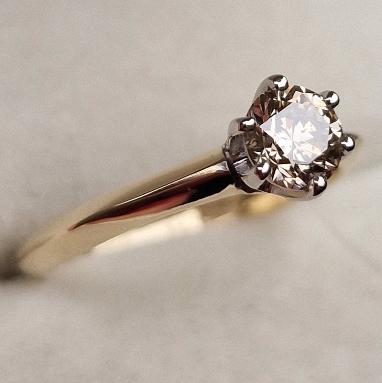 Кольцо Deimantas 98703363 17,5р 2,48гр 0,60ct. купить,NaN
