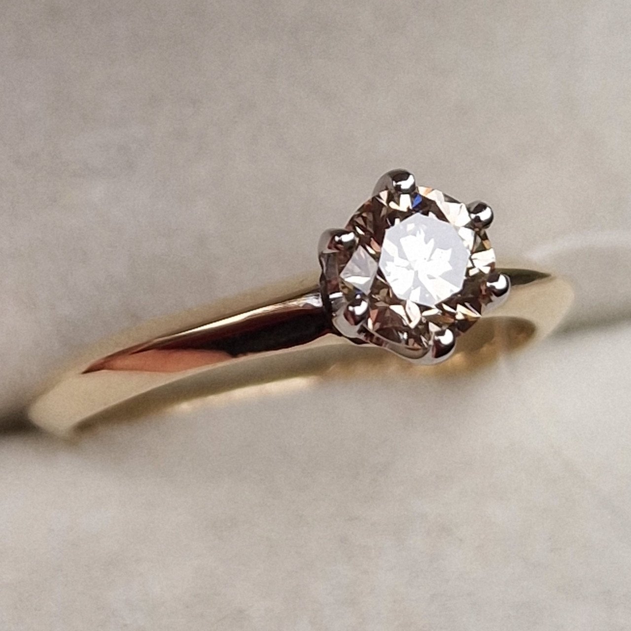 Кольцо Deimantas 98703363 17,5р 2,48гр 0,60ct. купить,NaN