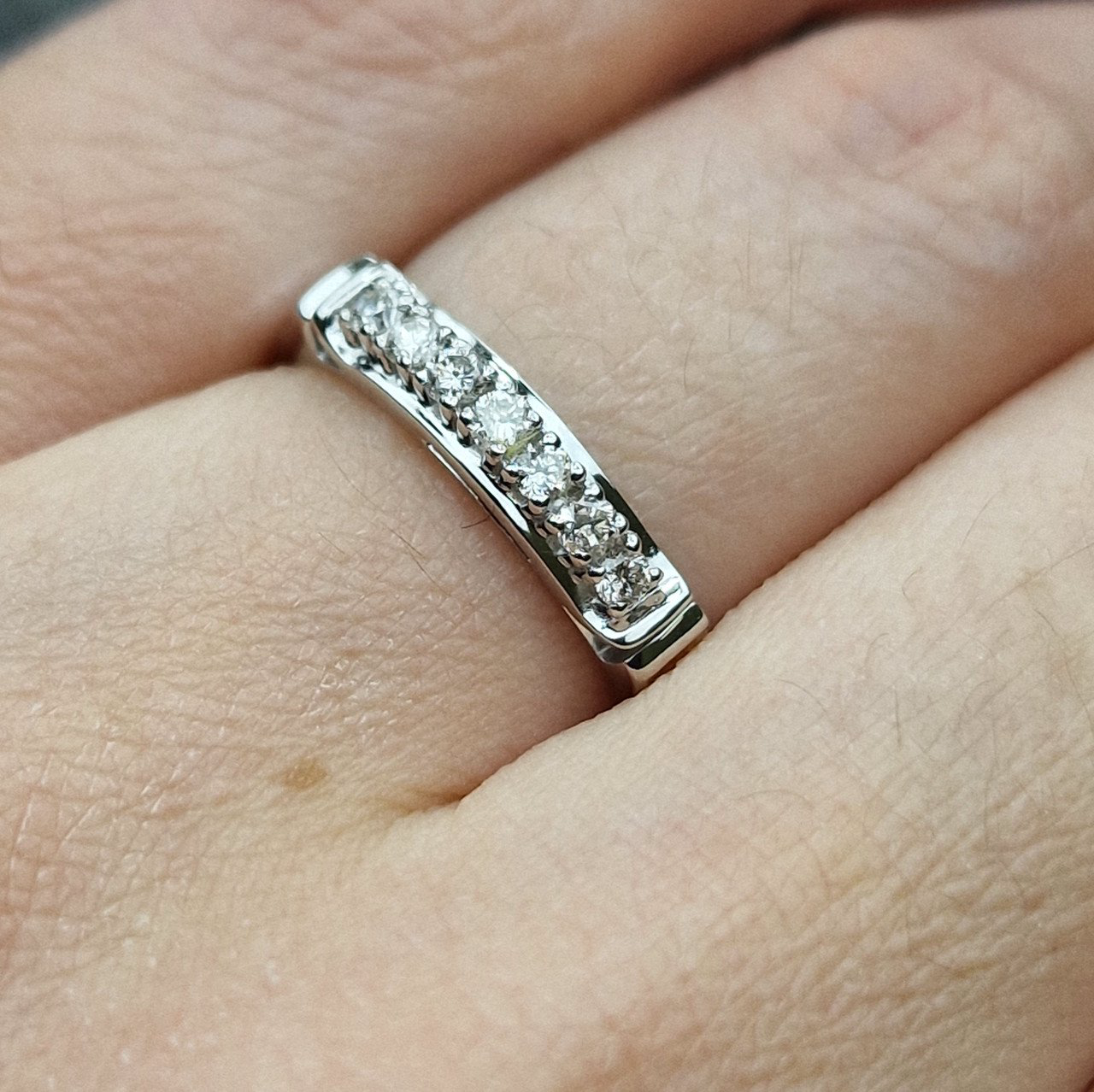 Кольца Deimantas 98703361 16,5р 2,45гр 0,21ct. купить,NaN