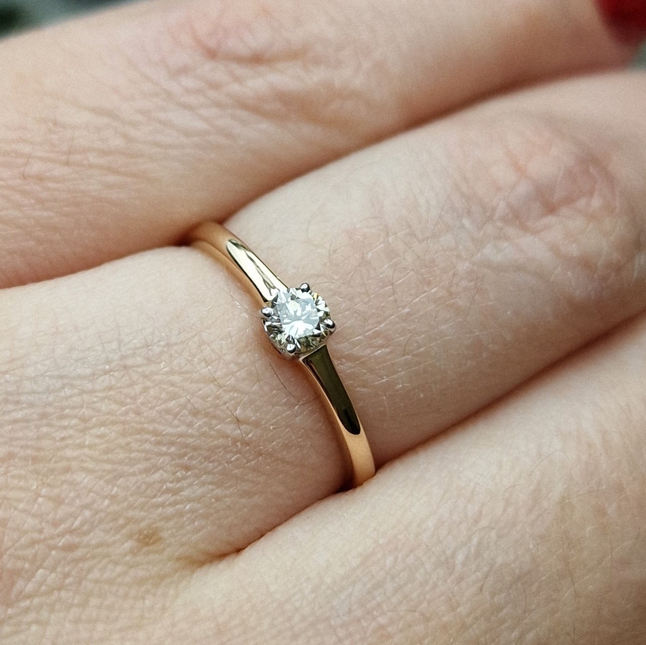 Кольцо Deimantas 98703360 16р 1,08гр 0,17ct. купить,NaN