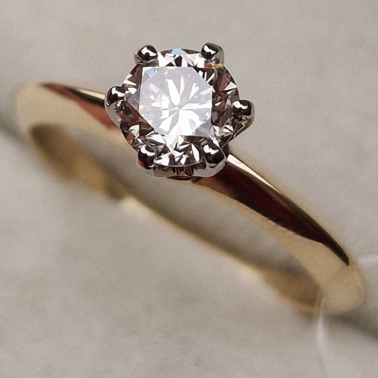 Кольцо Deimantas 98703366 17,5р 2,152гр 0,62ct. купить,NaN