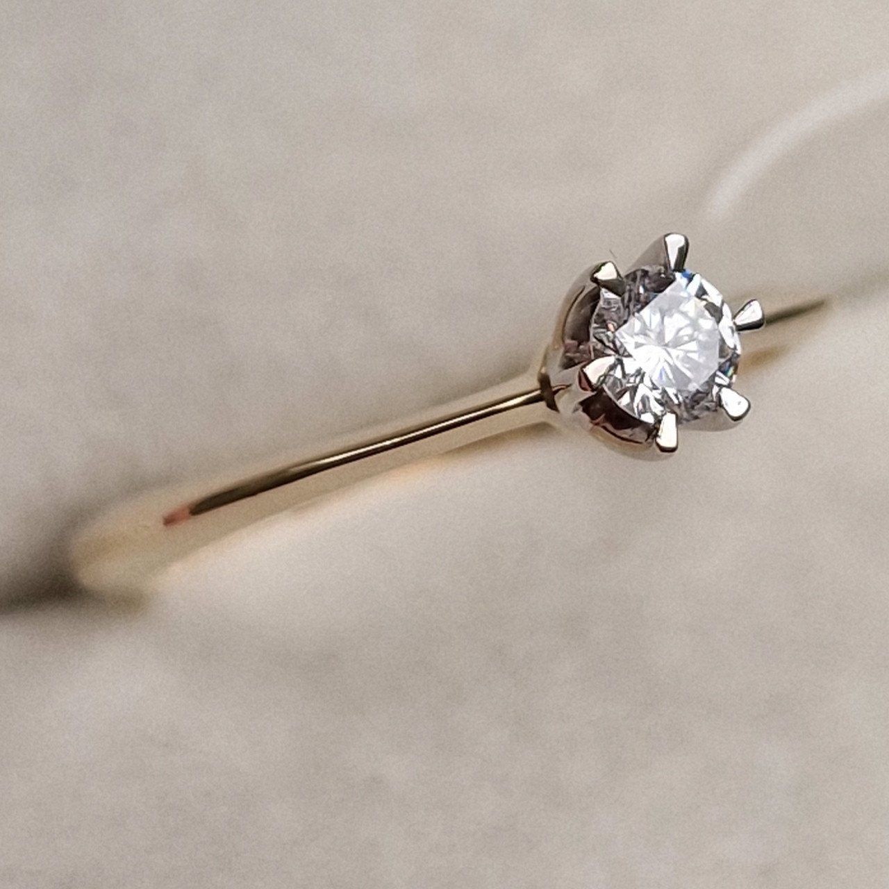 Кольцо Deimantas 98703370 16,5р 1,78гр 0,15ct. купить,NaN